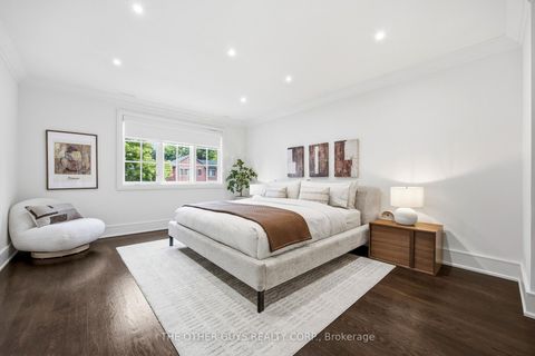 Photo 31 at 18 Chipstead Road, Don Mills, Toronto