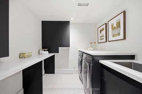 Photo 40 at 18 Chipstead Road, Don Mills, Toronto
