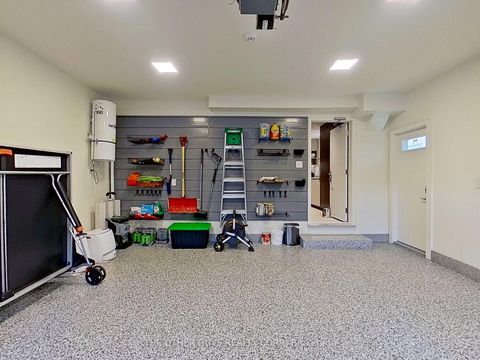 Photo 49 at 18 Chipstead Road, Don Mills, Toronto