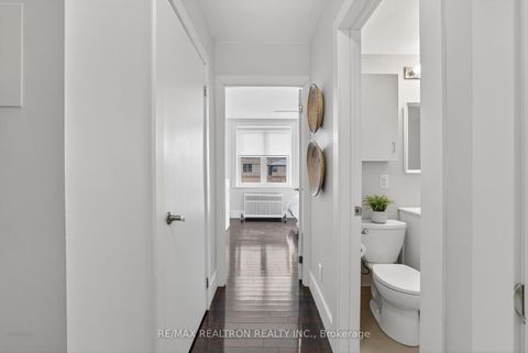Photo 3 at 106 - 2603 Bathurst Street, Forest Hill North, Toronto