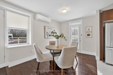 Photo 12 at 106 - 2603 Bathurst Street, Forest Hill North, Toronto
