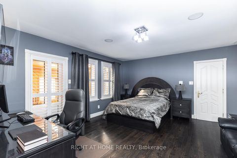 Photo 44 at 38 Sugarbush Court, East Woodbridge, Vaughan