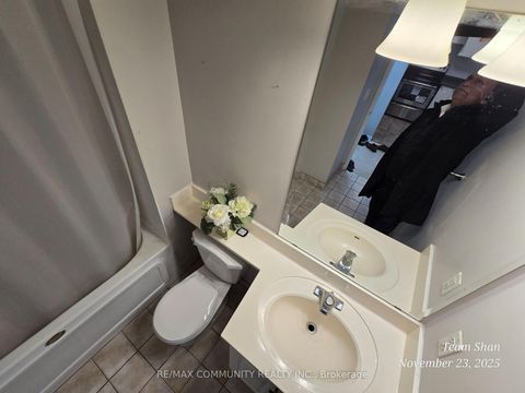 Photo 31 at PH302 - 1 Lee Centere Drive, Woburn, Toronto