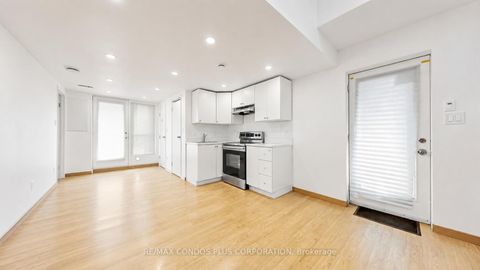 Photo 7 at 78 Spring Garden Avenue, Willowdale East, Toronto