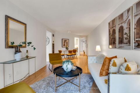 Photo 4 at 525 - 222 The Esplanade, Waterfront Communities C8, Toronto