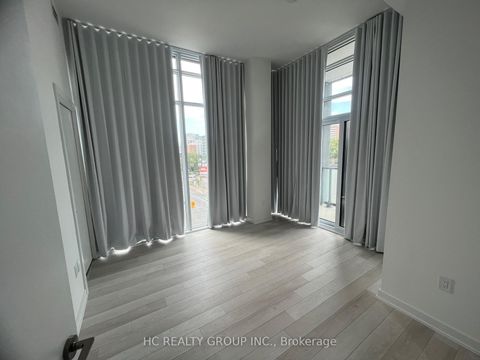 Photo 4 at 419 - 50 Power St Street, Moss Park, Toronto