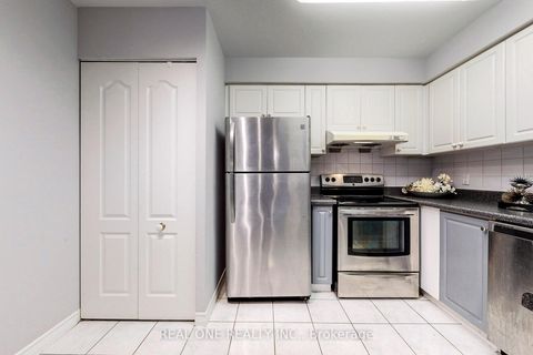 Photo 17 at 1203 - 88 Grandview Way, Willowdale East, Toronto
