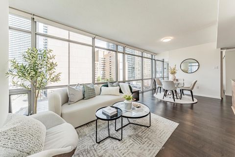 Photo 10 at 607 - 37 Grosvenor Street, Bay Street Corridor, Toronto