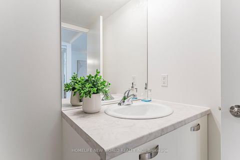 Photo 34 at 607 - 37 Grosvenor Street, Bay Street Corridor, Toronto