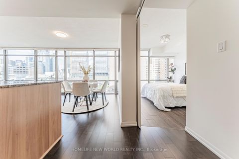 Photo 37 at 607 - 37 Grosvenor Street, Bay Street Corridor, Toronto
