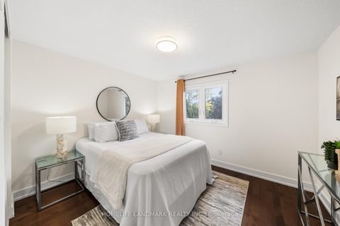 Photo 16 at 90 Gray Crescent, North Richvale, Richmond Hill