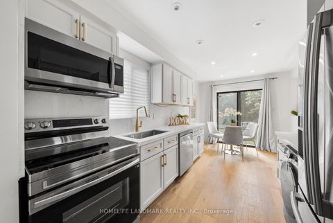 Photo 29 at 90 Gray Crescent, North Richvale, Richmond Hill