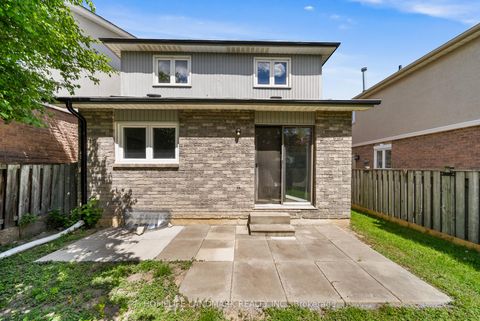 Photo 45 at 90 Gray Crescent, North Richvale, Richmond Hill