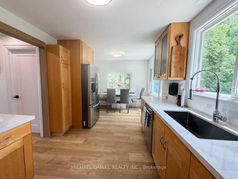 Photo 13 at 1727 Cedar Grove Avenue, Alcona, Innisfil