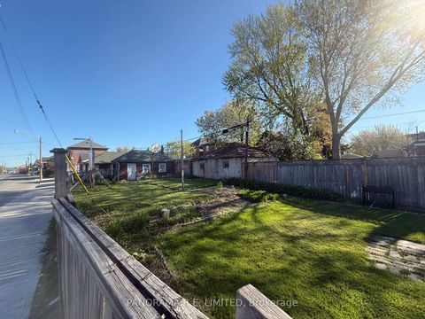 Photo 3 at 505/507 Old Weston Road, Pellam Park, Toronto