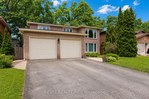 Photo 2 at 53 Oakridge Drive, Sunnidale, Barrie
