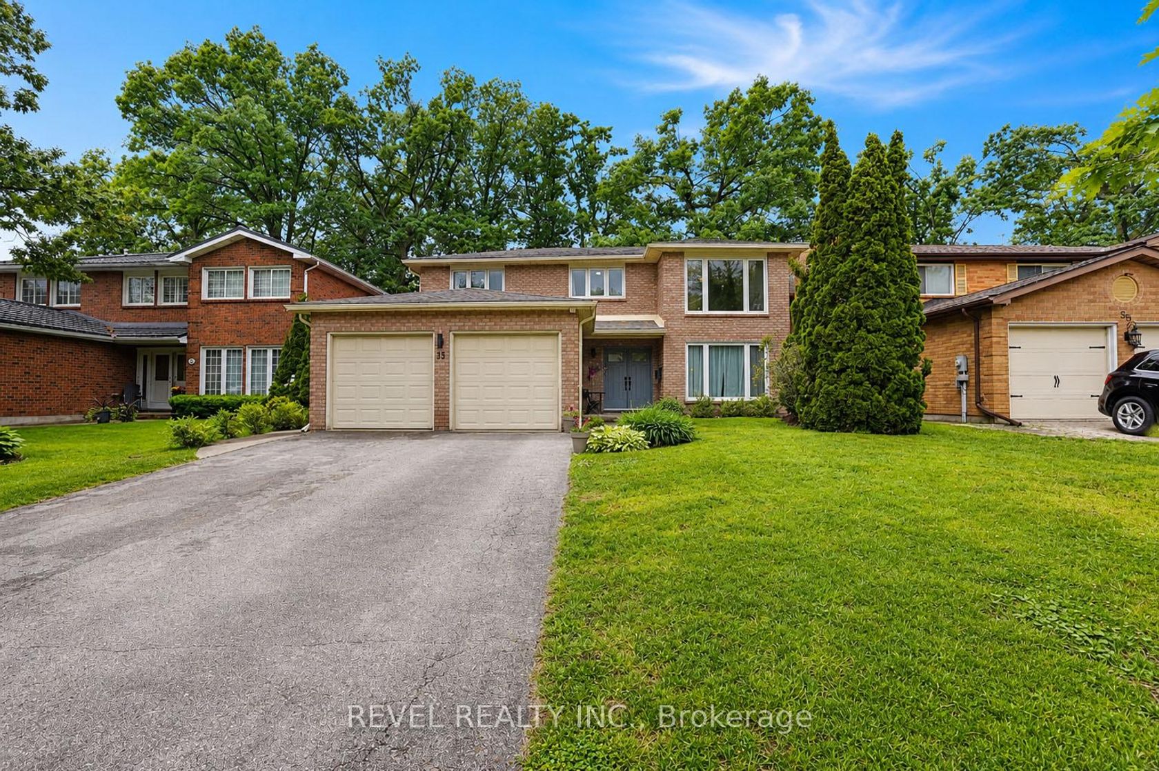 53 Oakridge Drive, Sunnidale, Barrie photo number 2