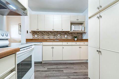 Photo 7 at 1107 Royal York Road, Kingsway South, Toronto