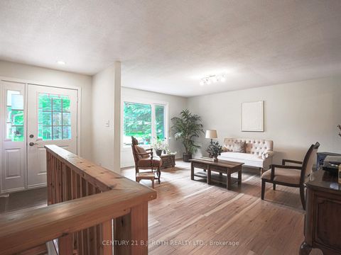 Photo 14 at 26 Bedford Road, Sutton & Jackson's Point, Georgina