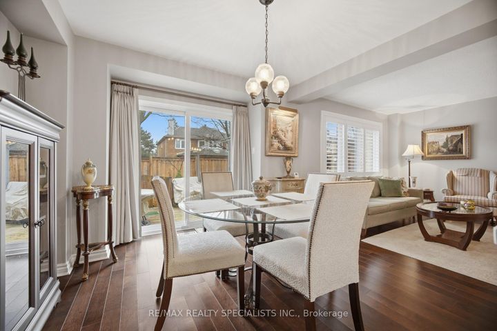 Photo 1 at 73 - 5480 Glen Erin Drive, Central Erin Mills, Mississauga