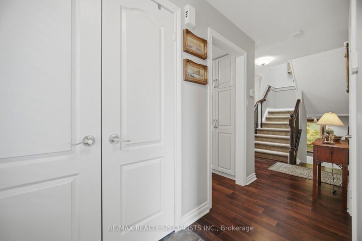 Photo 7 at 73 - 5480 Glen Erin Drive, Central Erin Mills, Mississauga