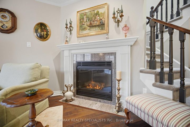 Photo 9 at 73 - 5480 Glen Erin Drive, Central Erin Mills, Mississauga
