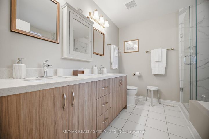 Photo 21 at 73 - 5480 Glen Erin Drive, Central Erin Mills, Mississauga