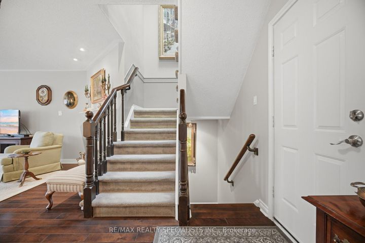 Photo 28 at 73 - 5480 Glen Erin Drive, Central Erin Mills, Mississauga