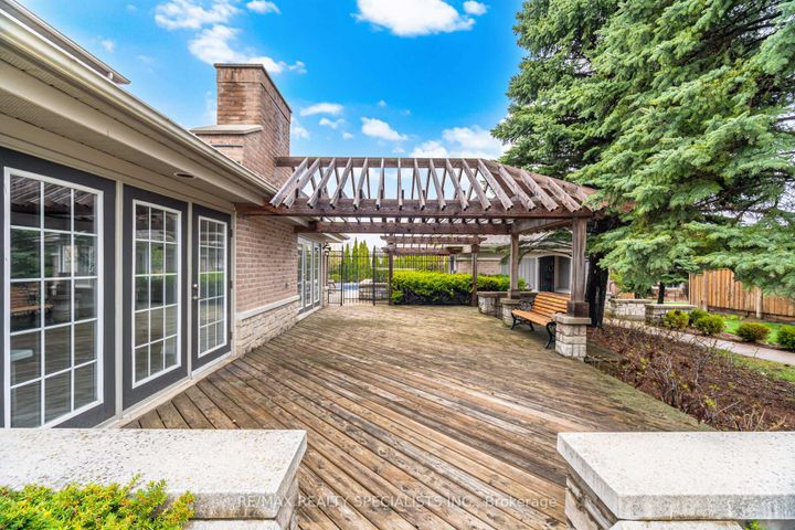 Photo 44 at 73 - 5480 Glen Erin Drive, Central Erin Mills, Mississauga