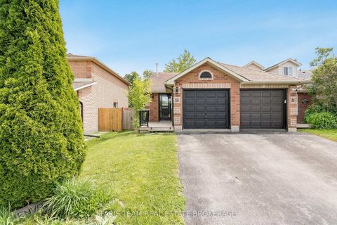 Photo 0 at 19 Seymour Crescent, Holly, Barrie