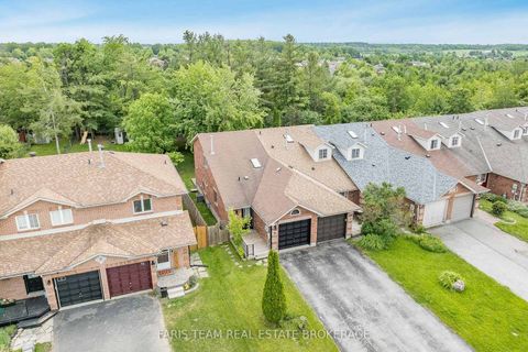 Photo 1 at 19 Seymour Crescent, Holly, Barrie