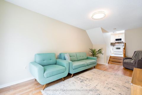 Photo 10 at 19 Seymour Crescent, Holly, Barrie