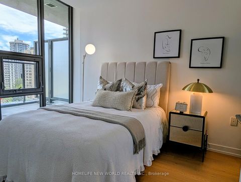 Photo 9 at 602 - 11 Wellesley Street W, Bay Street Corridor, Toronto