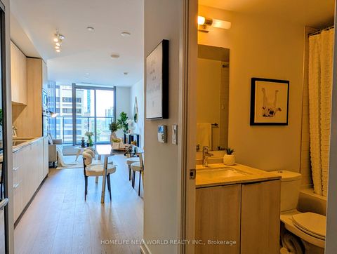 Photo 10 at 602 - 11 Wellesley Street W, Bay Street Corridor, Toronto