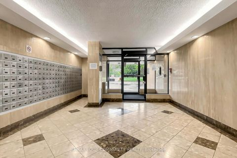 Photo 7 at 1407 - 205 Hilda Avenue, Newtonbrook West, Toronto