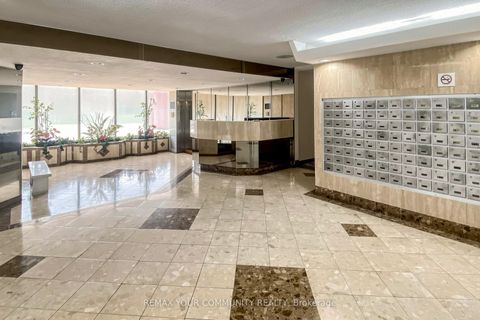 Photo 10 at 1407 - 205 Hilda Avenue, Newtonbrook West, Toronto
