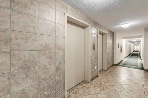 Photo 11 at 1407 - 205 Hilda Avenue, Newtonbrook West, Toronto