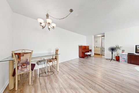 Photo 16 at 1407 - 205 Hilda Avenue, Newtonbrook West, Toronto