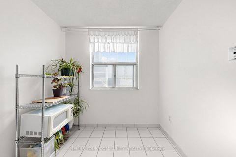 Photo 22 at 1407 - 205 Hilda Avenue, Newtonbrook West, Toronto