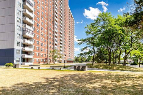 Photo 37 at 1407 - 205 Hilda Avenue, Newtonbrook West, Toronto