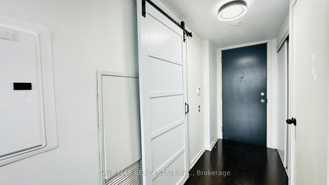 Photo 7 at 3213 - 105 The Queensway Avenue, Swansea, Toronto
