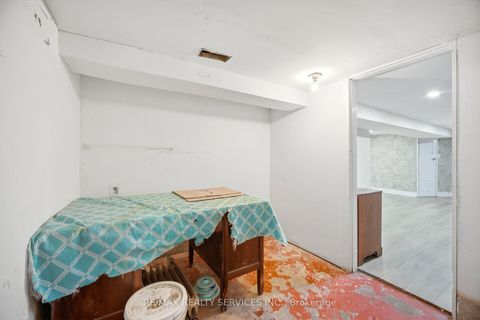Photo 37 at 1147 Dufferin Street, Junction, Toronto