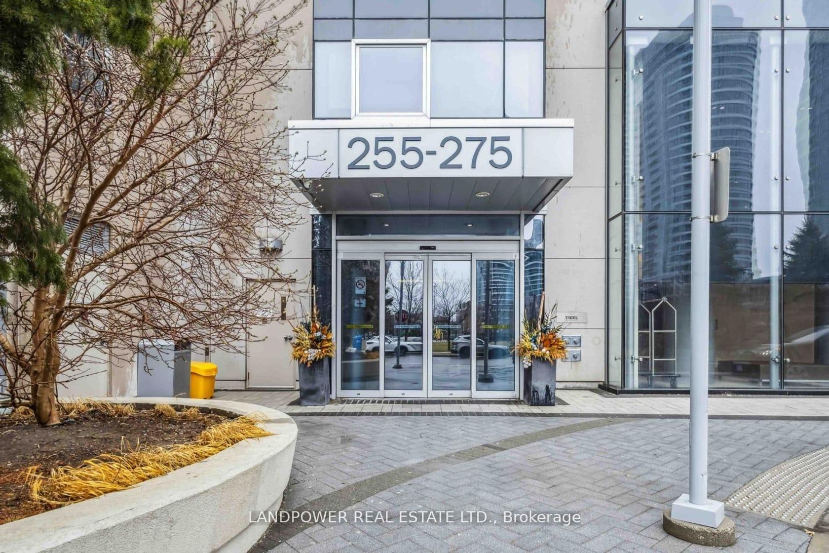 708 - 255 Village Green Square, Malvern West, Toronto photo number 2