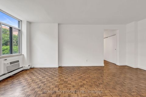 Photo 6 at 303 - 335 Lonsdale Road, Forest Hill South, Toronto