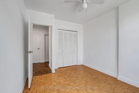 Photo 18 at 303 - 335 Lonsdale Road, Forest Hill South, Toronto