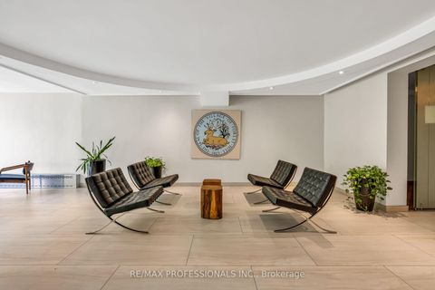 Photo 21 at 303 - 335 Lonsdale Road, Forest Hill South, Toronto