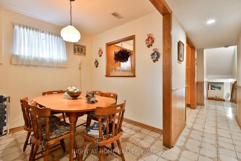 Photo 20 at 101 Benjamin Boake Trail, York University Heights, Toronto