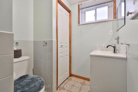 Photo 23 at 101 Benjamin Boake Trail, York University Heights, Toronto