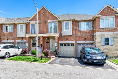 Photo 1 at 3 Springside Way, CFB, Toronto