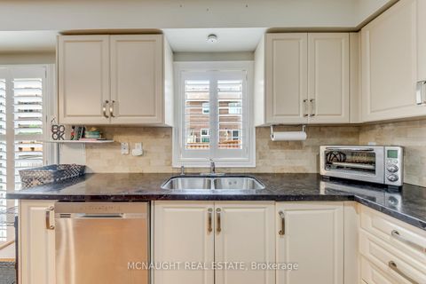 Photo 16 at 3 Springside Way, CFB, Toronto